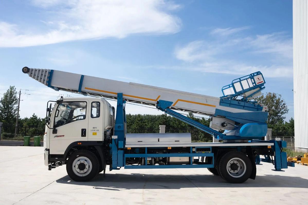 永城云梯上料车租赁费用