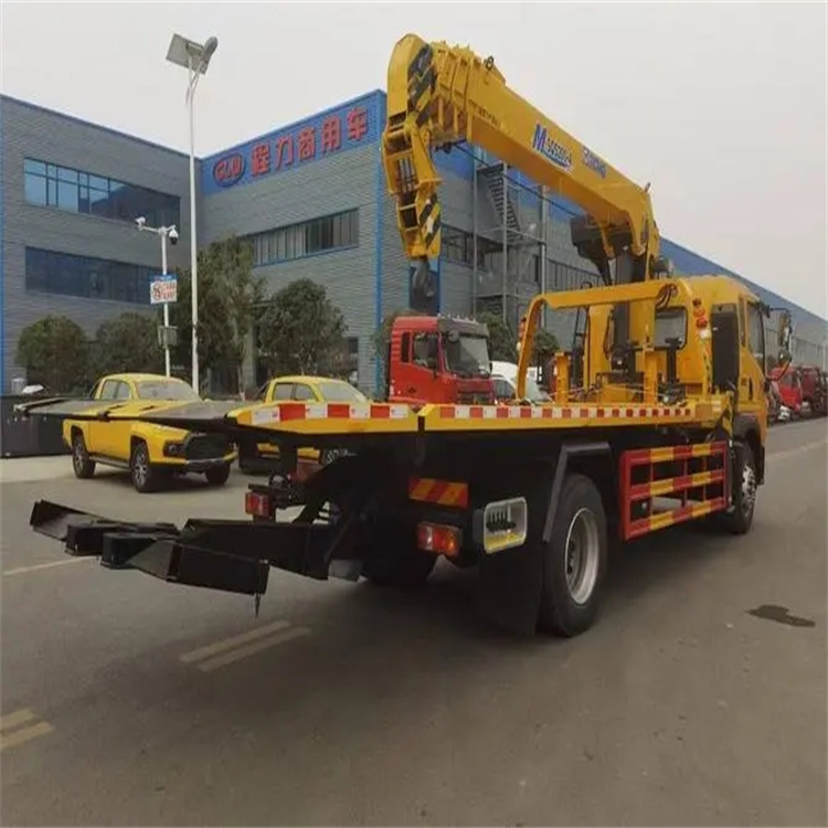 永城附近小随车吊出租电话，轻松解决搬运烦恼